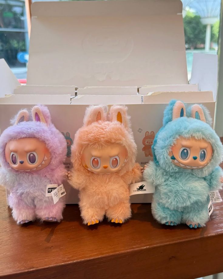 Peluche en vinyle Labubu Happiness - Big Into Energy Series photo review