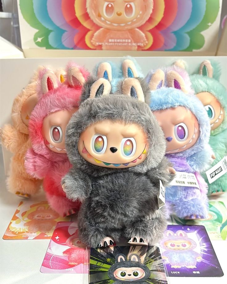 Peluche en vinyle Labubu Happiness - Big Into Energy Series photo review