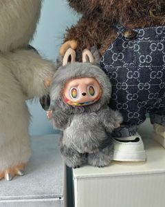 Peluche en vinyle Labubu Hope - Big Into Energy Series photo review