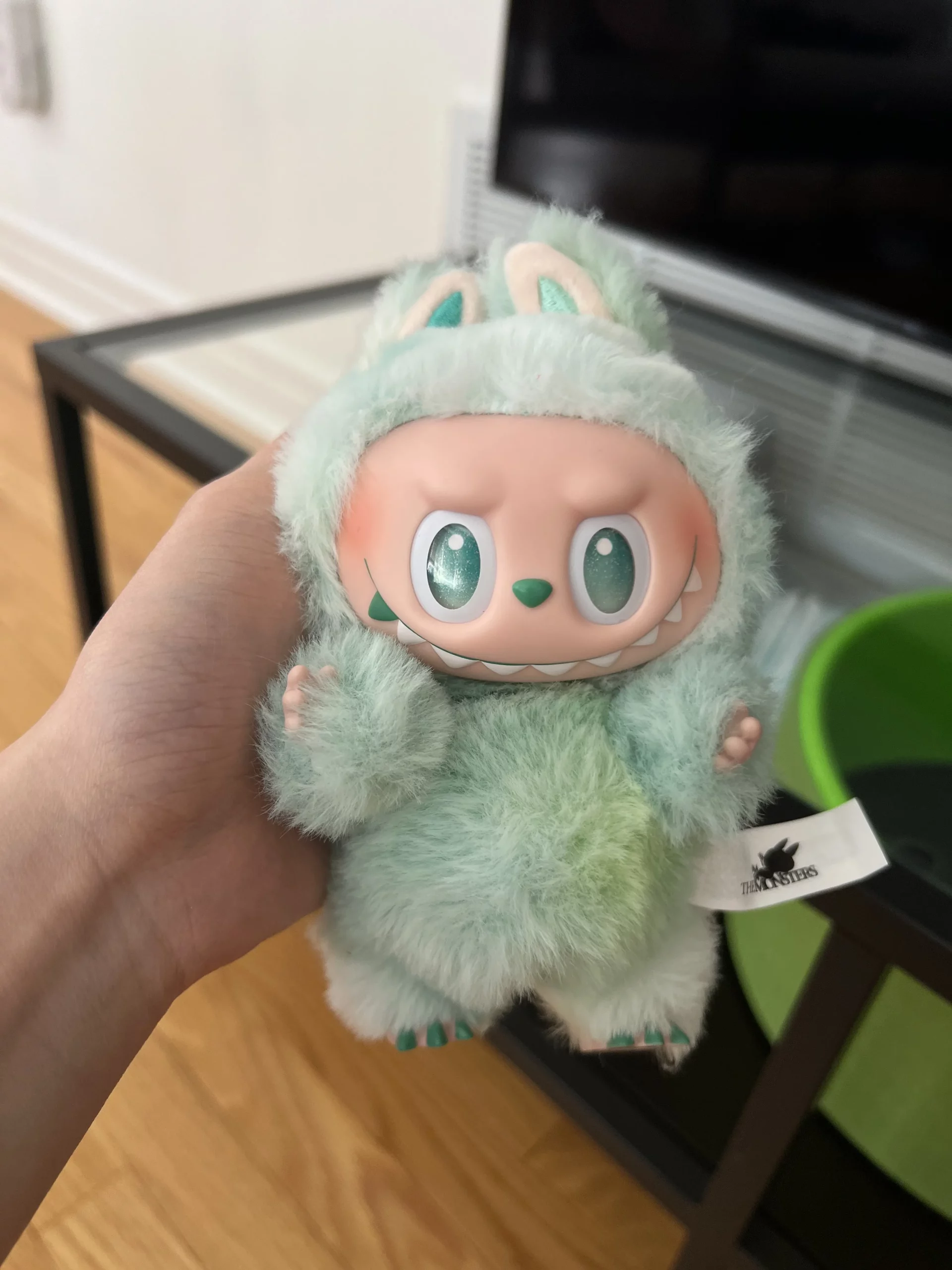 Peluche en vinyle Labubu Happiness - Big Into Energy Series photo review