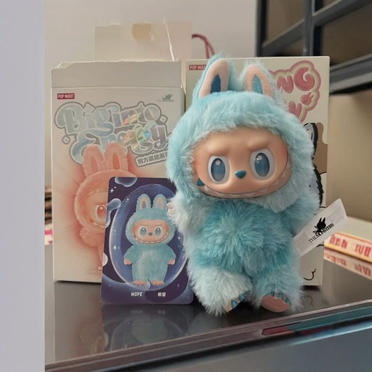 Peluche en vinyle Labubu Happiness - Big Into Energy Series photo review